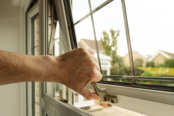 Cost of Window Hinge Repair in East Lansing