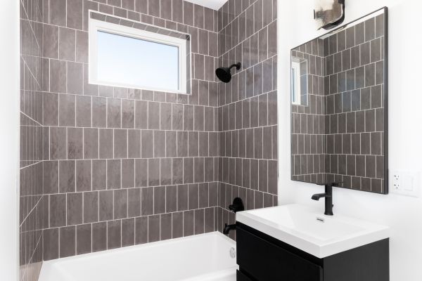 Cost of Shower Window Repair in East Lansing