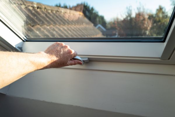 Cost of Pivot Window Repair in East Lansing