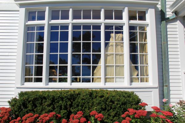 Cost of Picture Window Repair in East Lansing