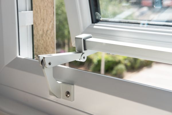 Cost of Hinged Window Repair in East Lansing