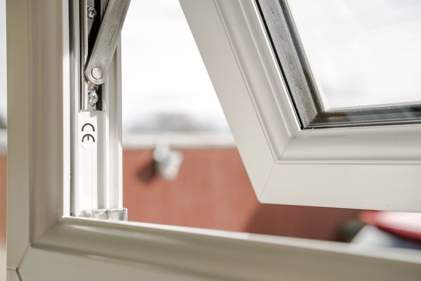 Cost of Window Hinge Replacement in East Lansing